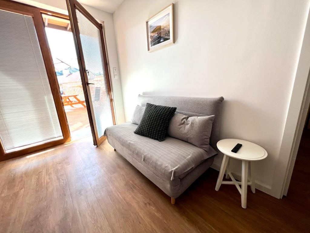 Pension Mikulov Exteriör bild