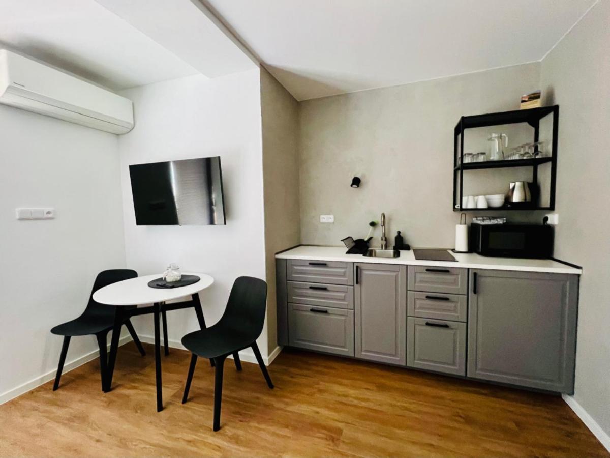 Pension Mikulov Exteriör bild