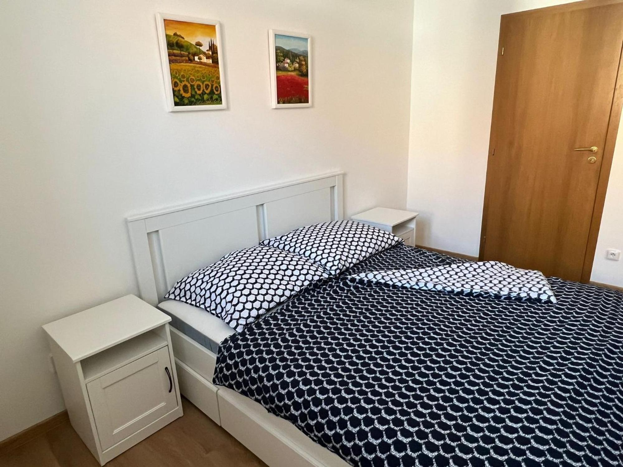 Pension Mikulov Exteriör bild