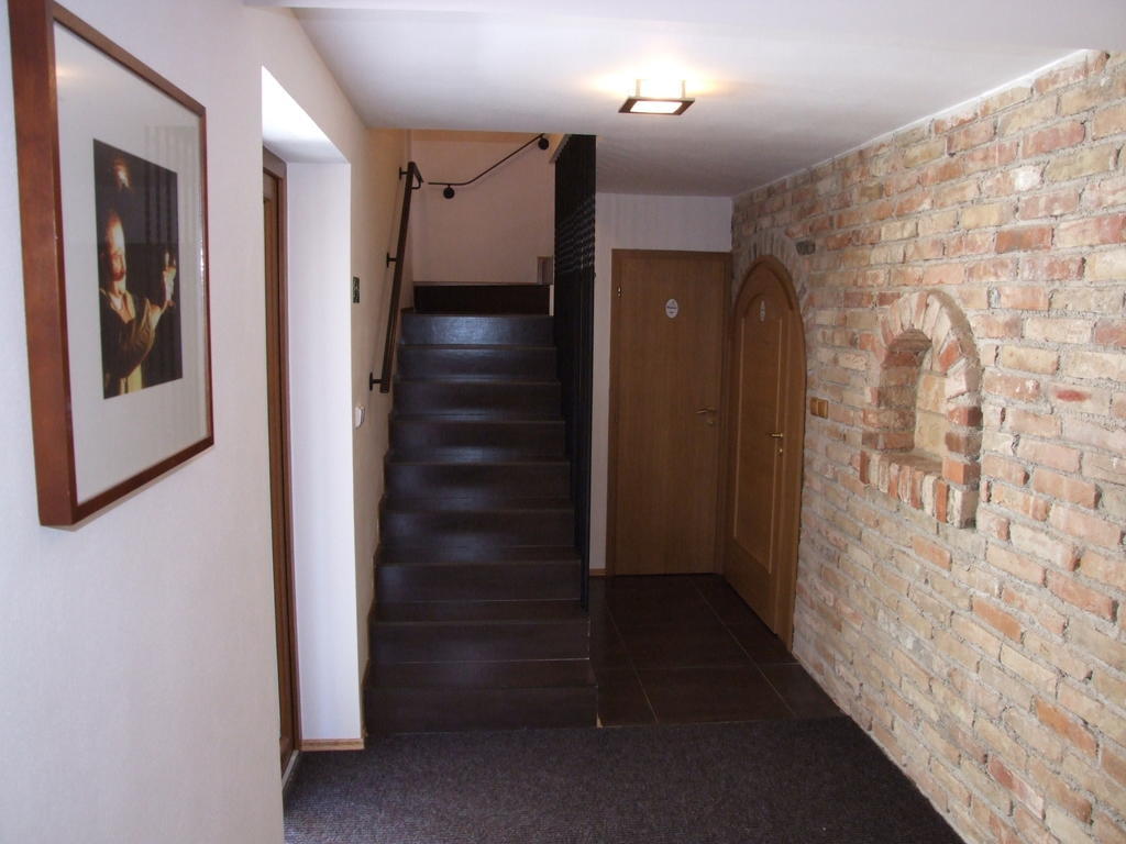 Pension Mikulov Exteriör bild
